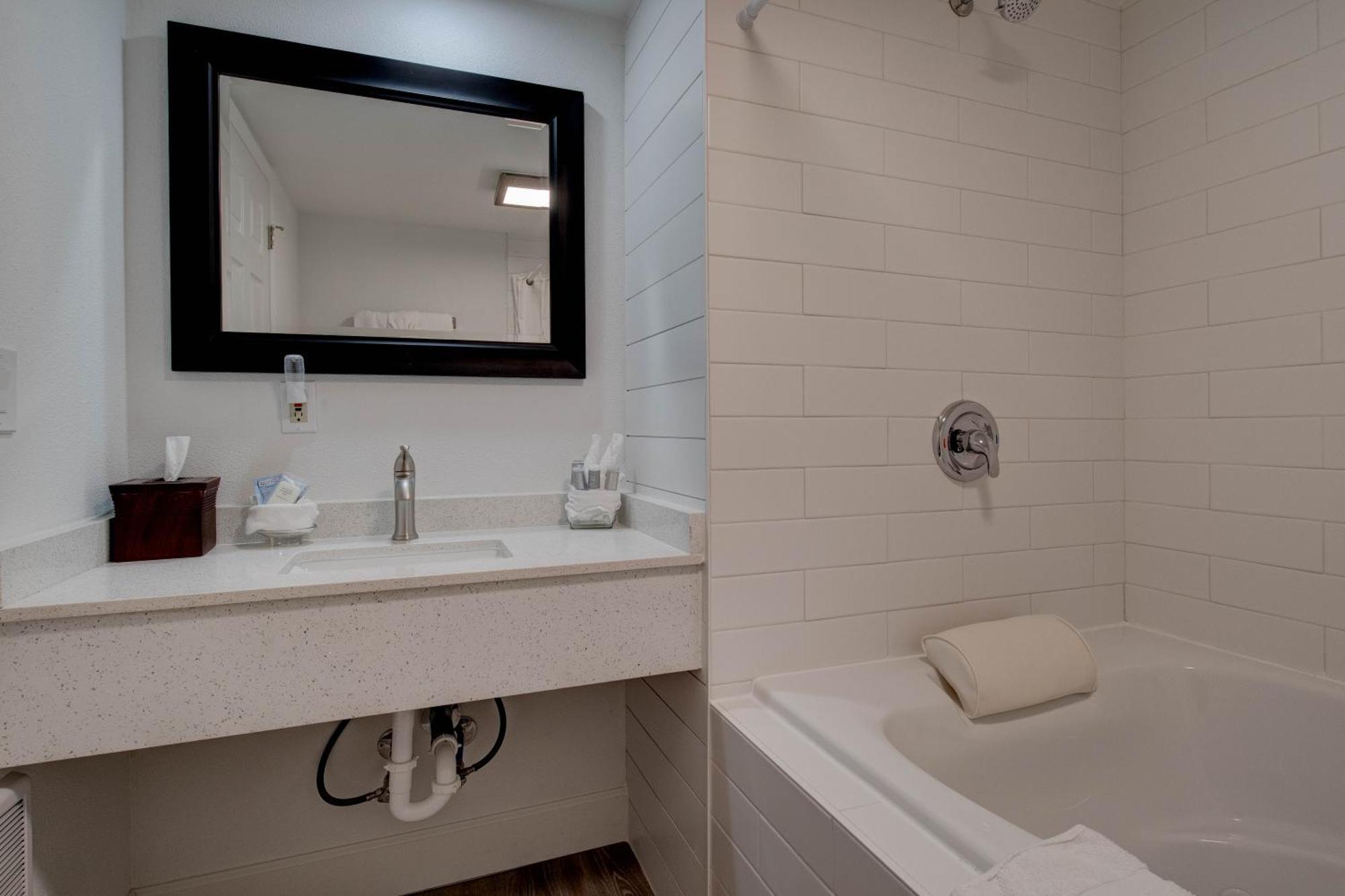 Inn Of The Four Winds Seaside Oceanfront חדר תמונה